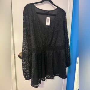 NWT Torrid VNeck Black Sexy Lace Puff Long Sleeved Peplum Top size 3